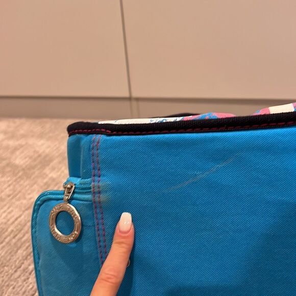 Vintage Pink VS Rolling Carry On Luggage - Picture 7 of 14